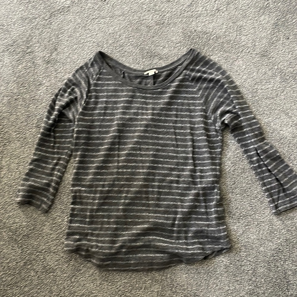 Women’s 3/4 GAP t-shirt with metallic stripes